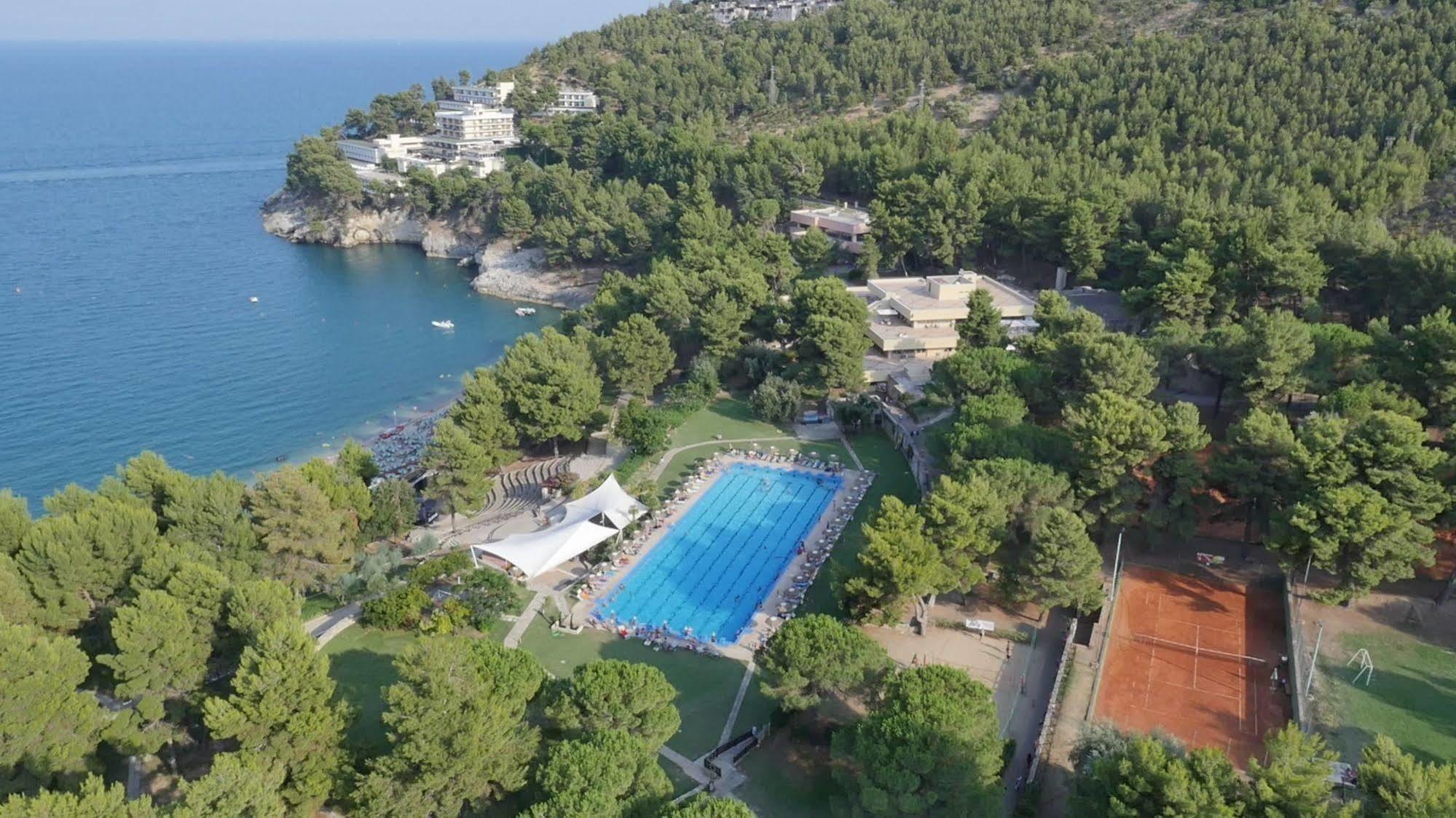 Pugnochiuso Resort - Hotel Del Faro Esterno foto